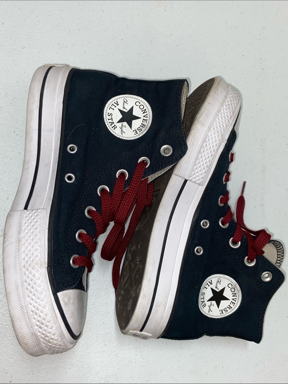 Converse Chuck Taylor All Star  Black High-Top Sneakers with Red Laces Size 7.5